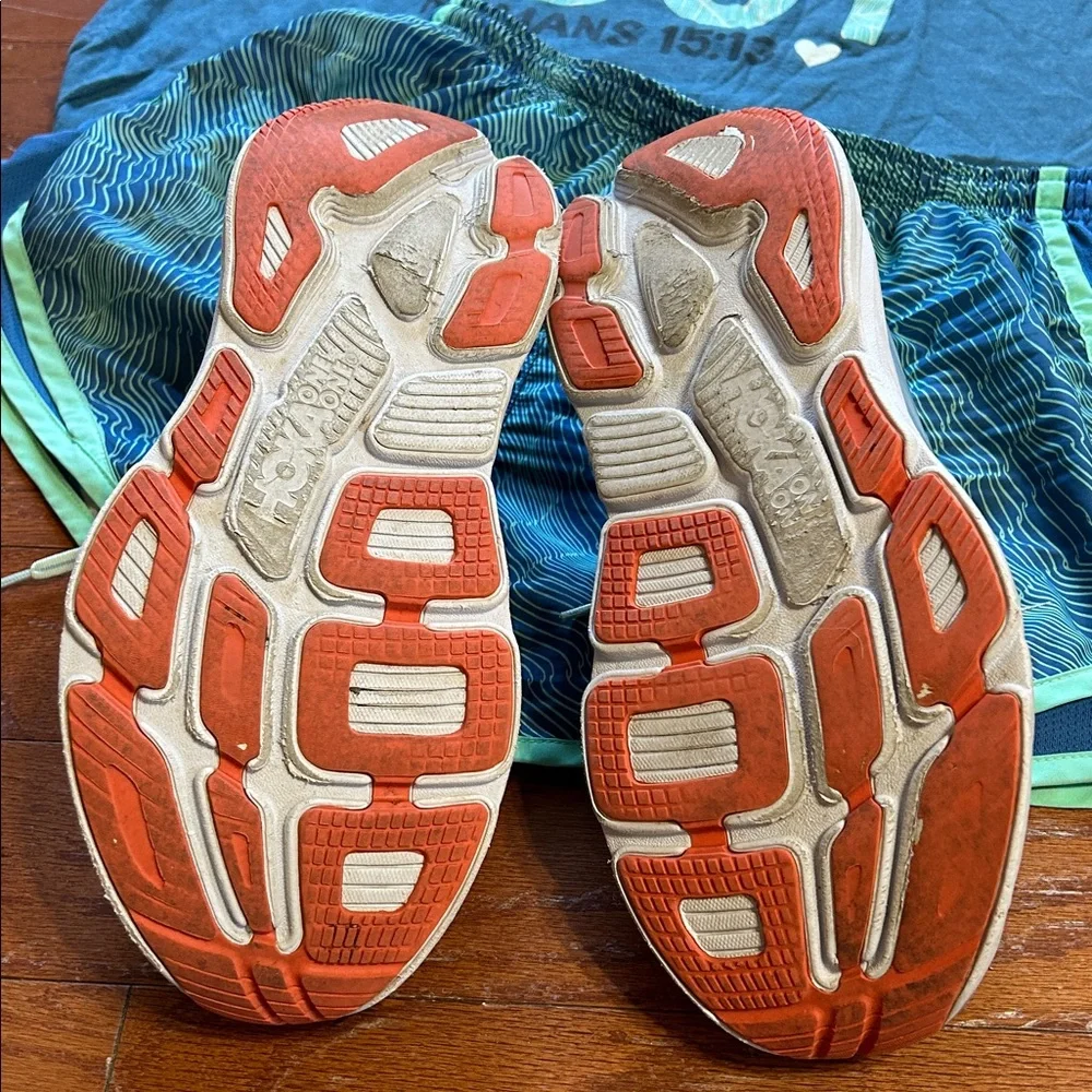 Hoka Bondi 7 One One - Picture 4 of 10
